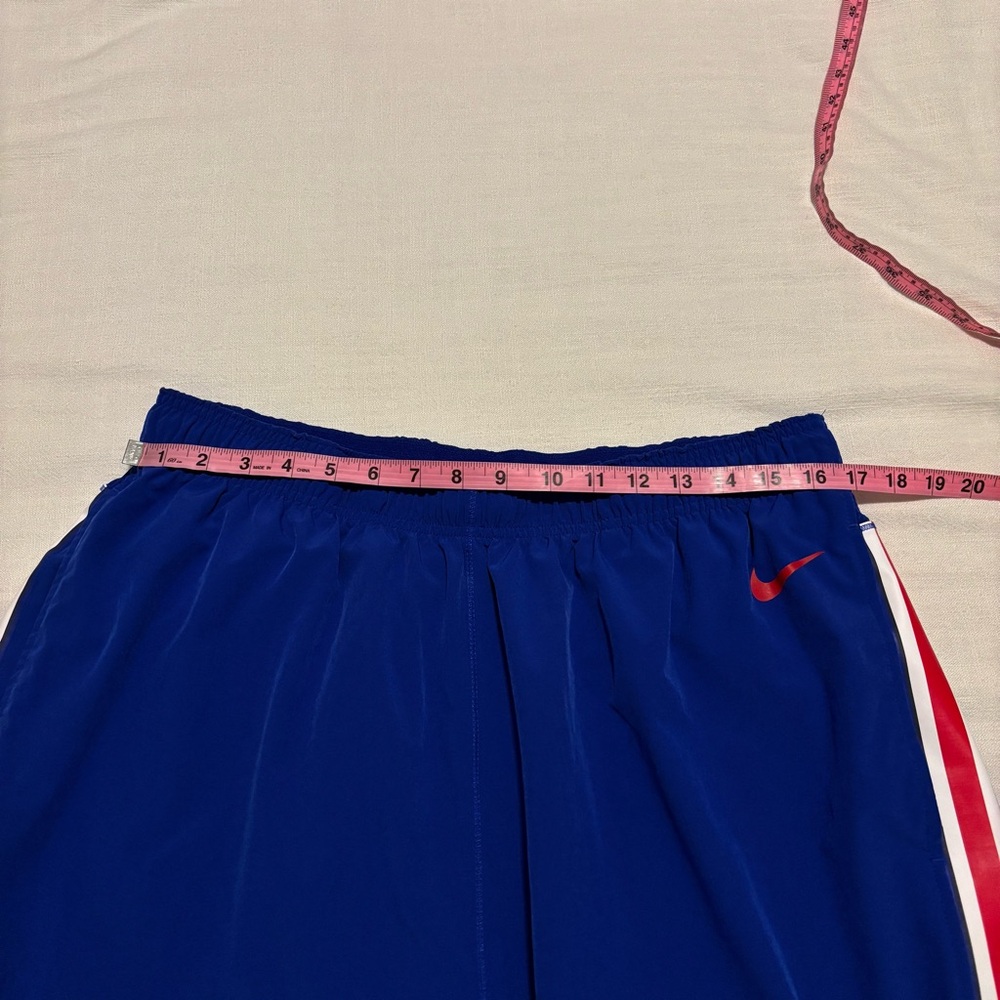Men’s Nike On-Field Apparel Buffalo Bills Shorts - Picture 9 of 11